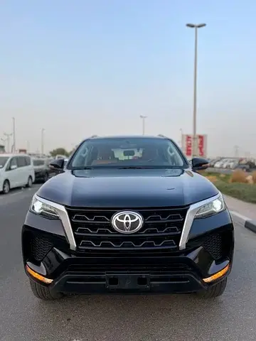 Toyota Fortuner 2022