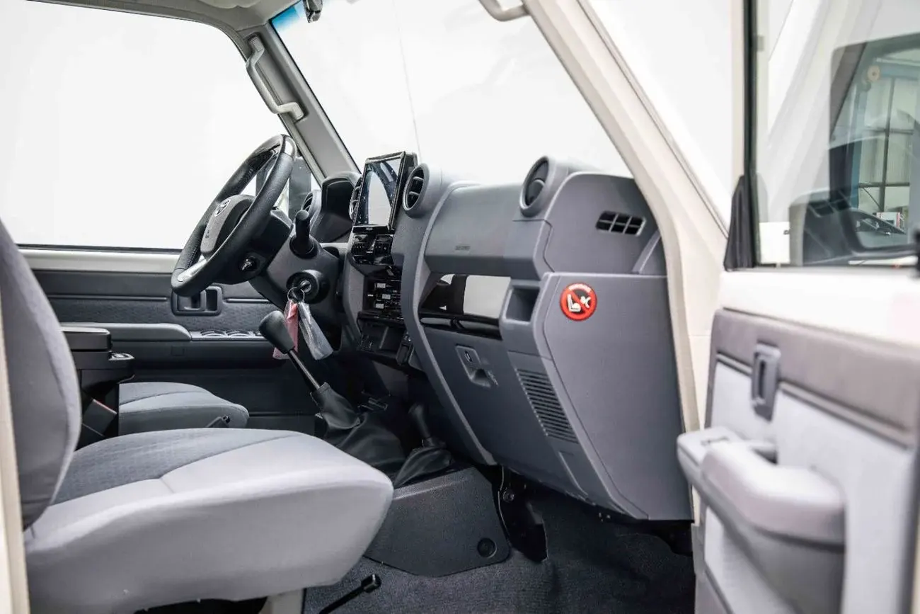 تويوتا لاند كروزر 70 2025 2.8L