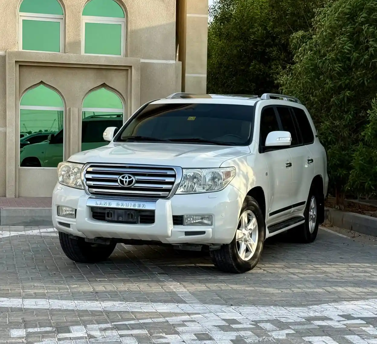 تويوتا لاند كروزر 2011