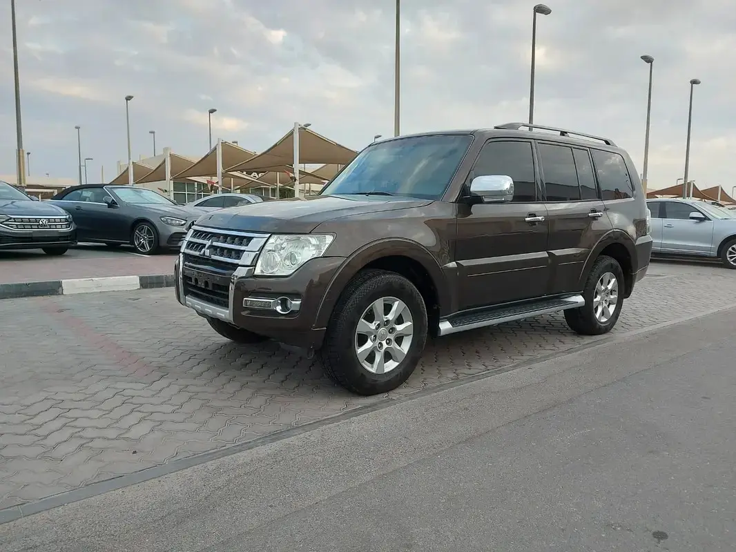 Mitsubishi Pajero 2017
