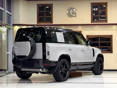 Land Rover Defender 2026