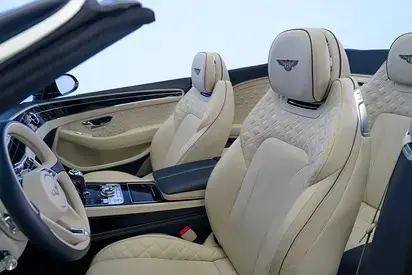 Bentley Continental GTC 2020