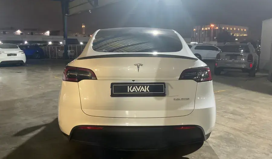 Tesla Model Y 2024 undefinedL