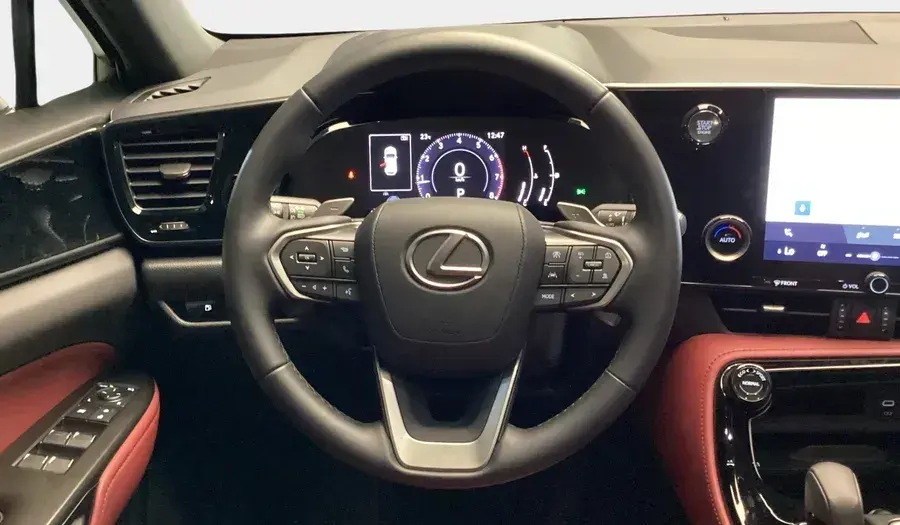 لكزس NX 2025 2.4L