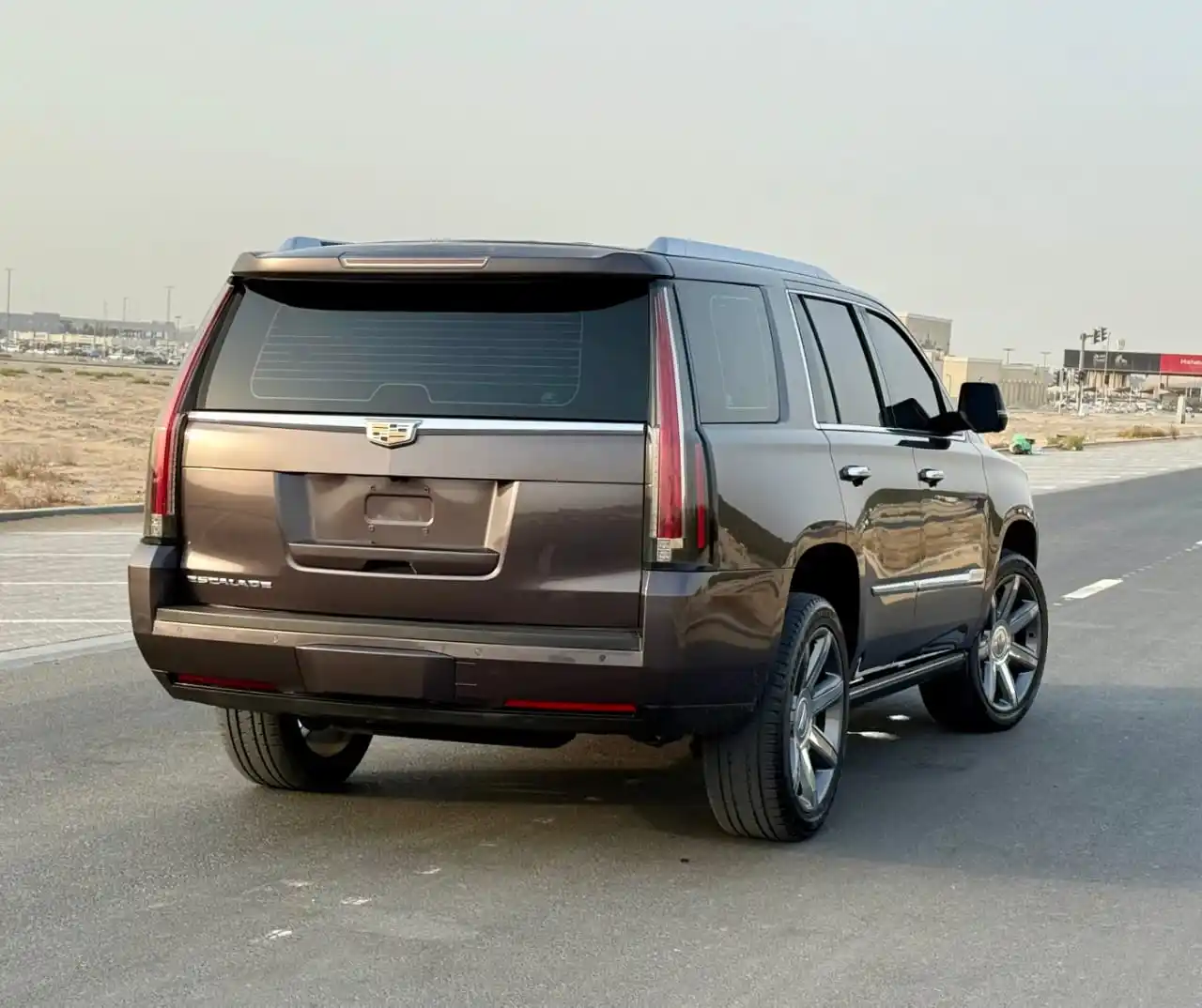 كاديلاك اسكاليد 2016