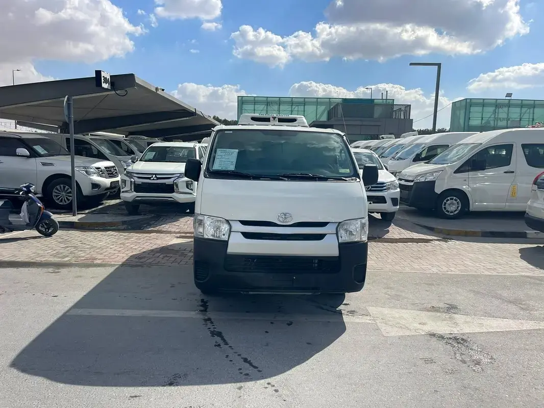 Toyota Hiace 2022 2.5L