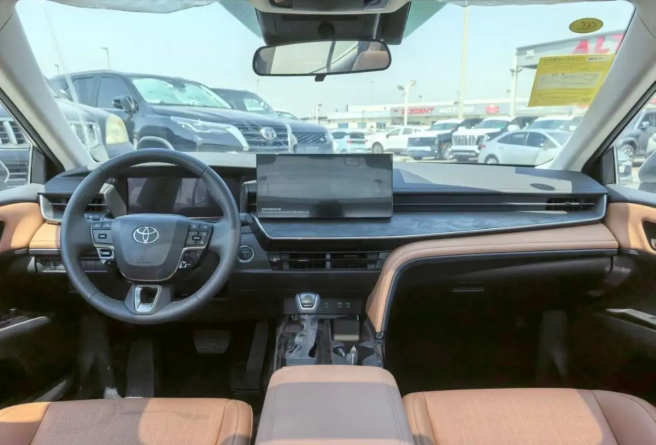 Toyota Camry HEV 2025 2L
