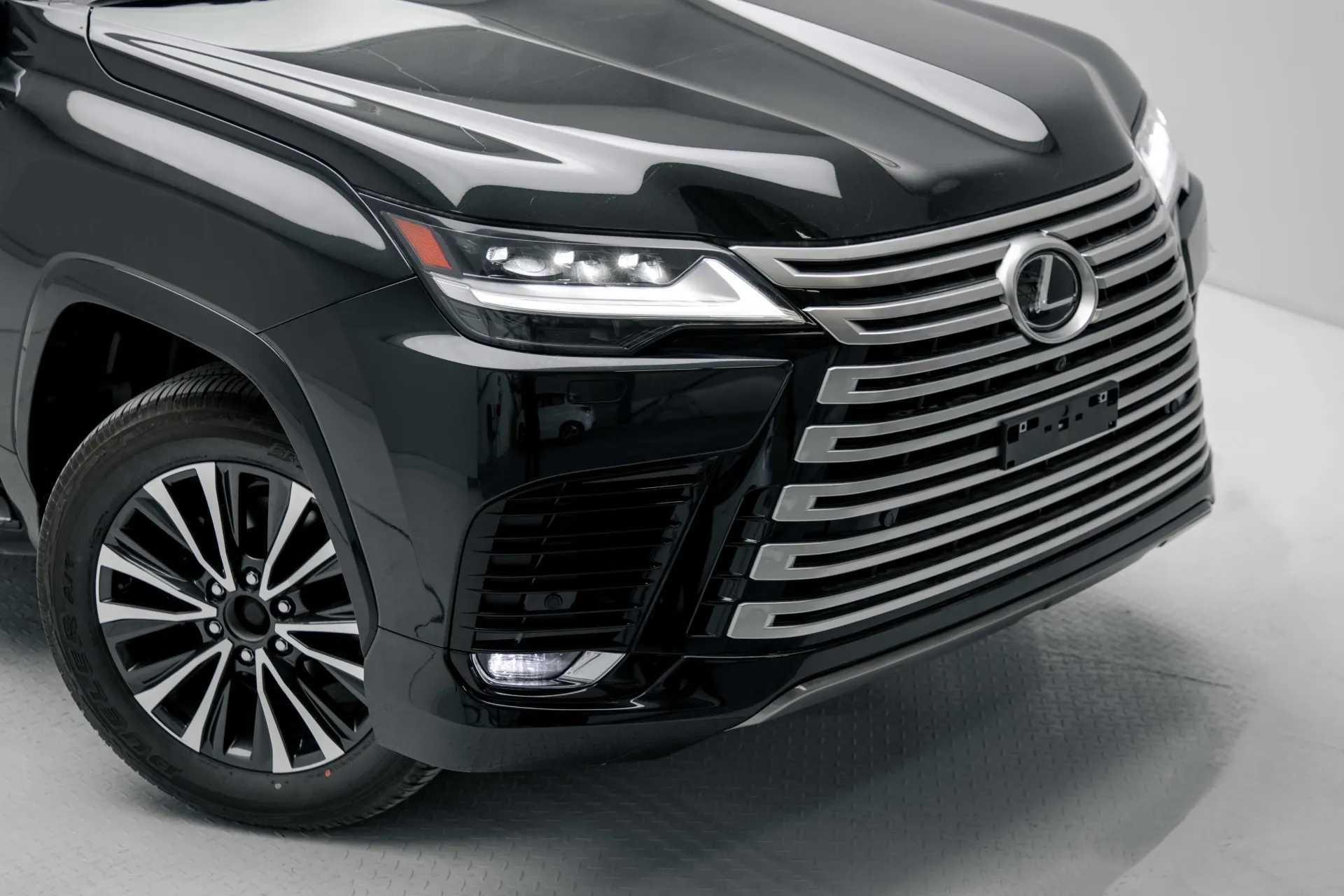 Lexus LX 2026 3.3L