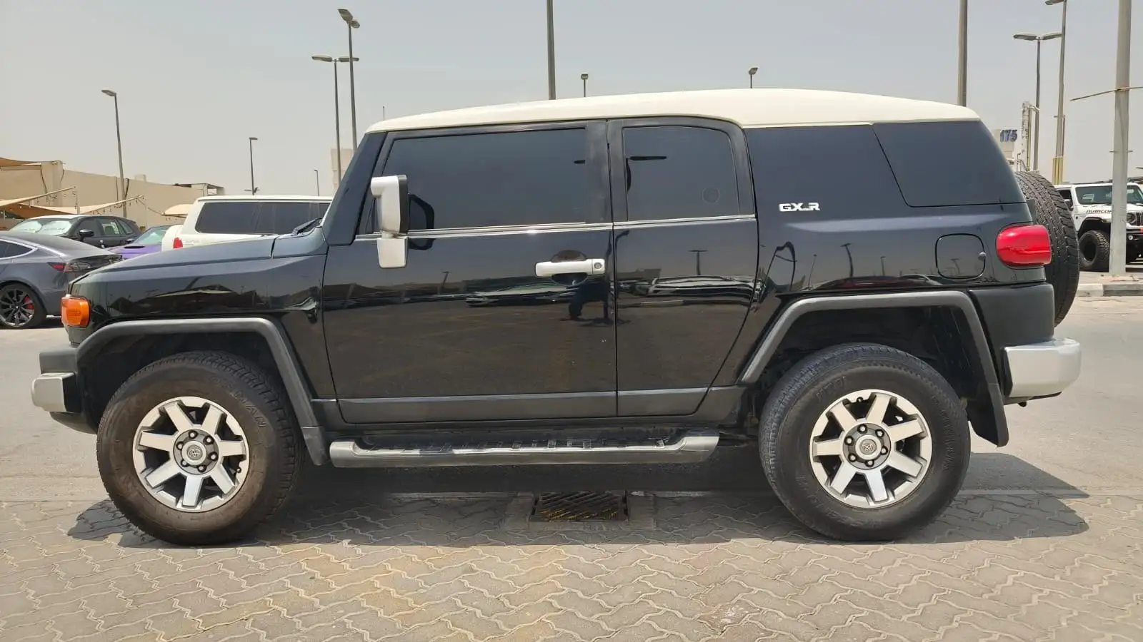تويوتا اف جي كروزر 2015