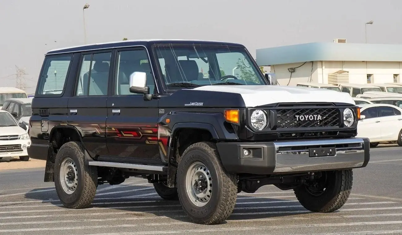Toyota Land Cruiser 70 2025 4L