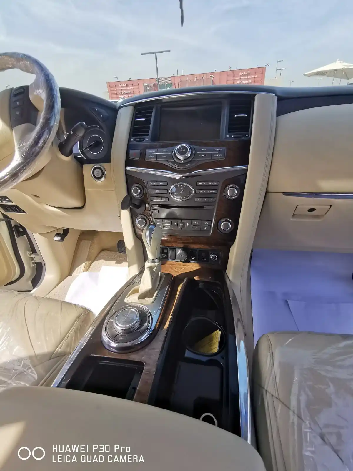 إنفينيتي QX80 2012