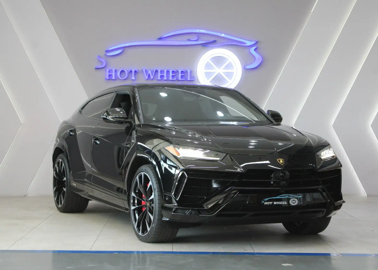 لامبورغيني اوروس 2024