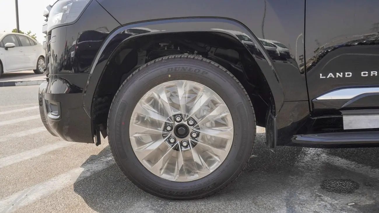 تويوتا لاند كروزر 2025 3.5L