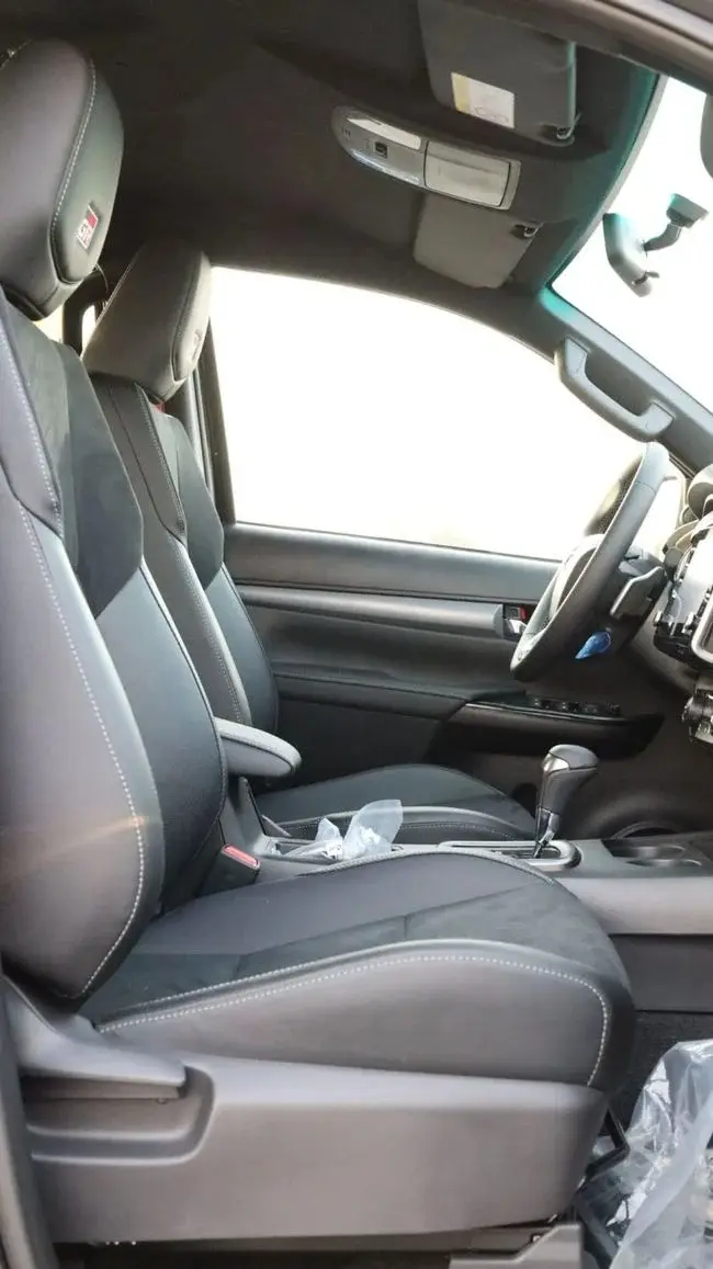 تويوتا هيلوكس 2025 4L