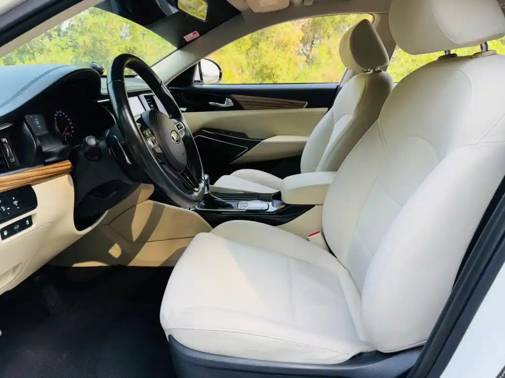 كيا كادنزا 2019