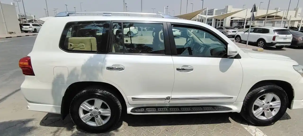 Toyota Land Cruiser 2014