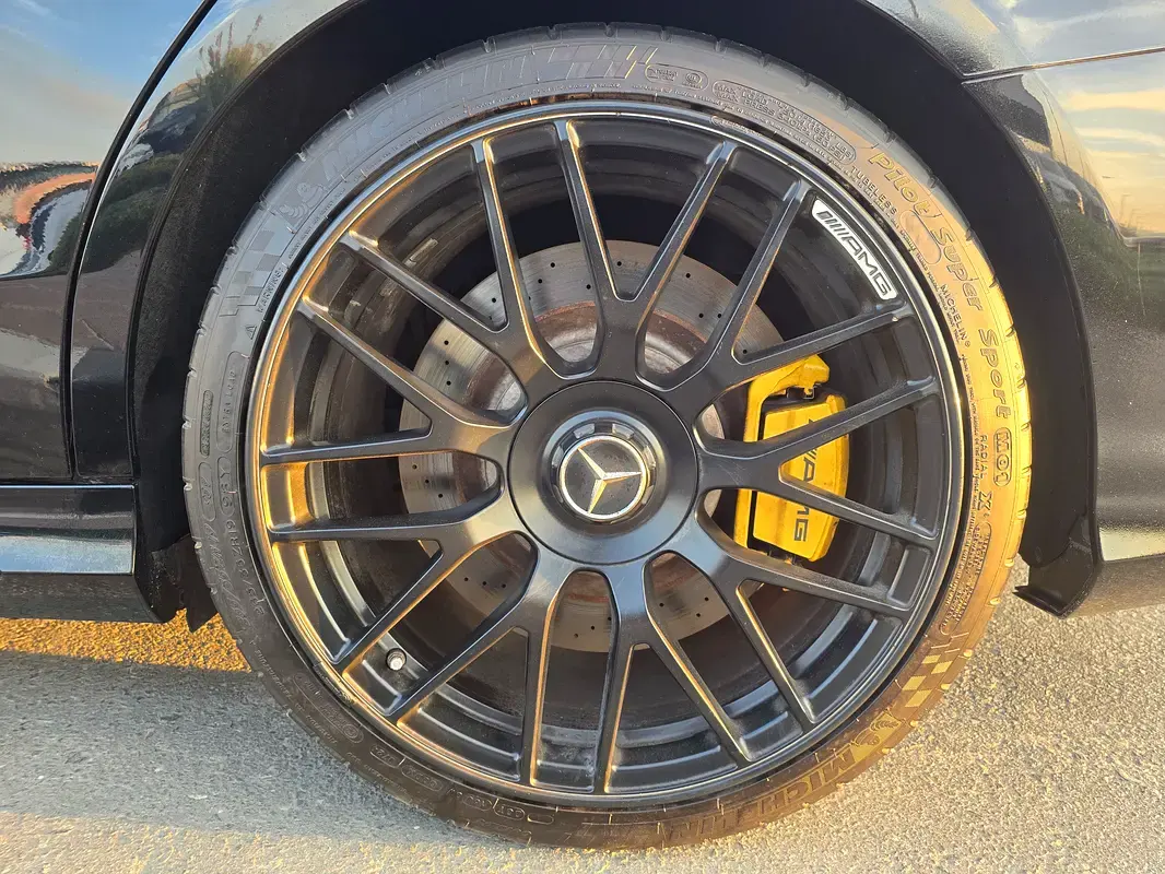 مرسيدس بنز C Class AMG 2019 4L