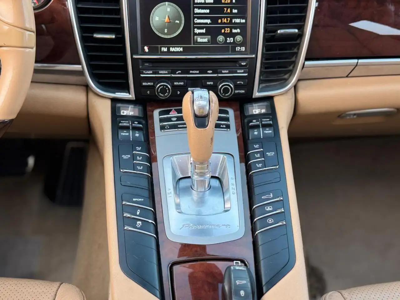 Porsche Panamera 2013