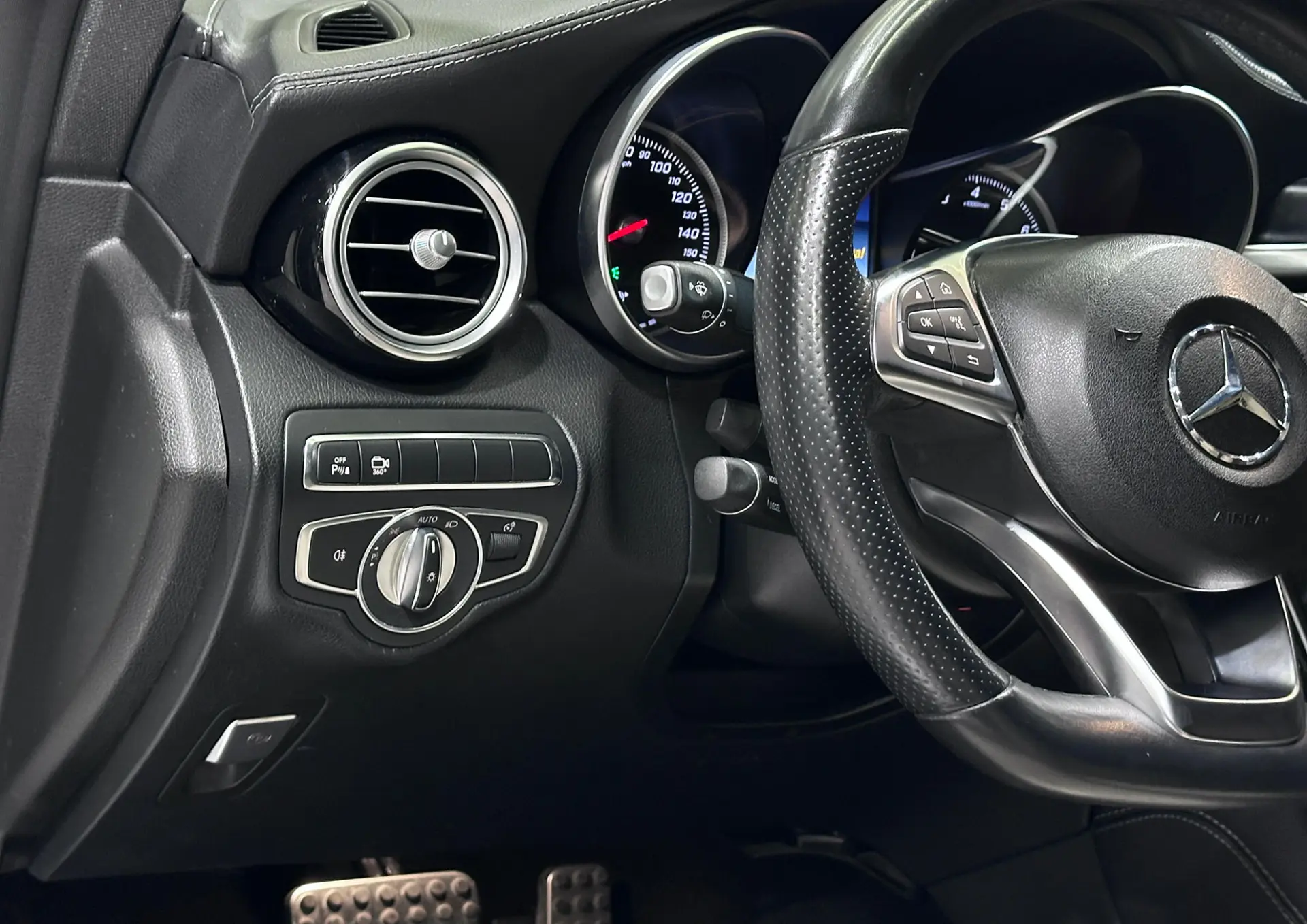 Mercedes Benz GLC Class Coupe 2019 2L