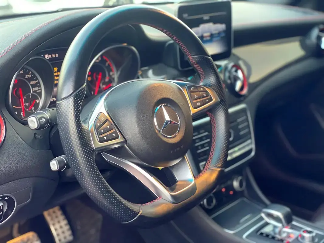 Mercedes Benz CLA Class AMG 2017 2L
