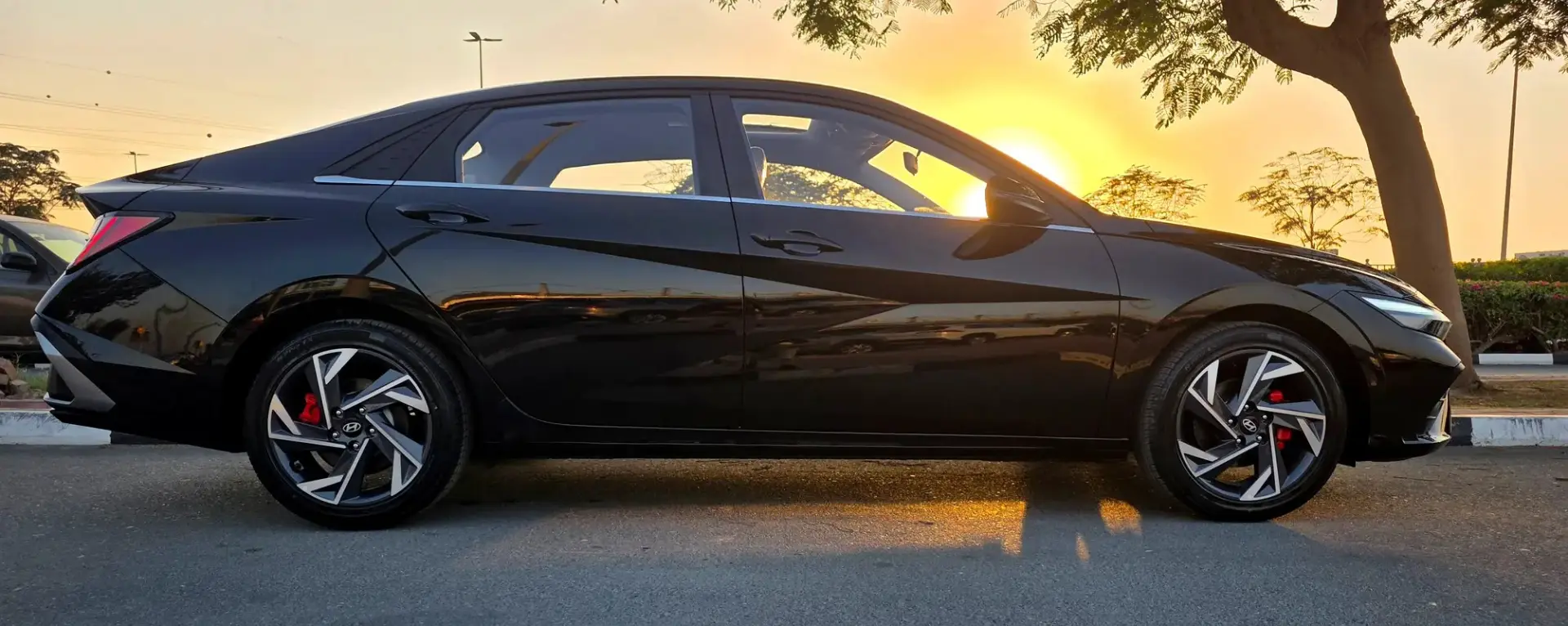 هيونداي إلانترا 2025 1.5L