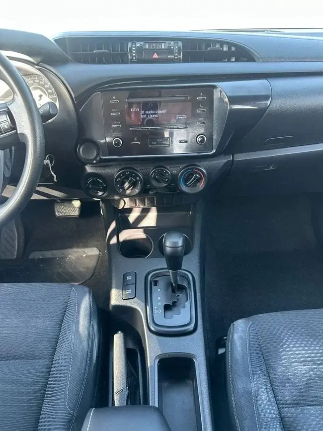 Toyota Hilux 2023 2.4L