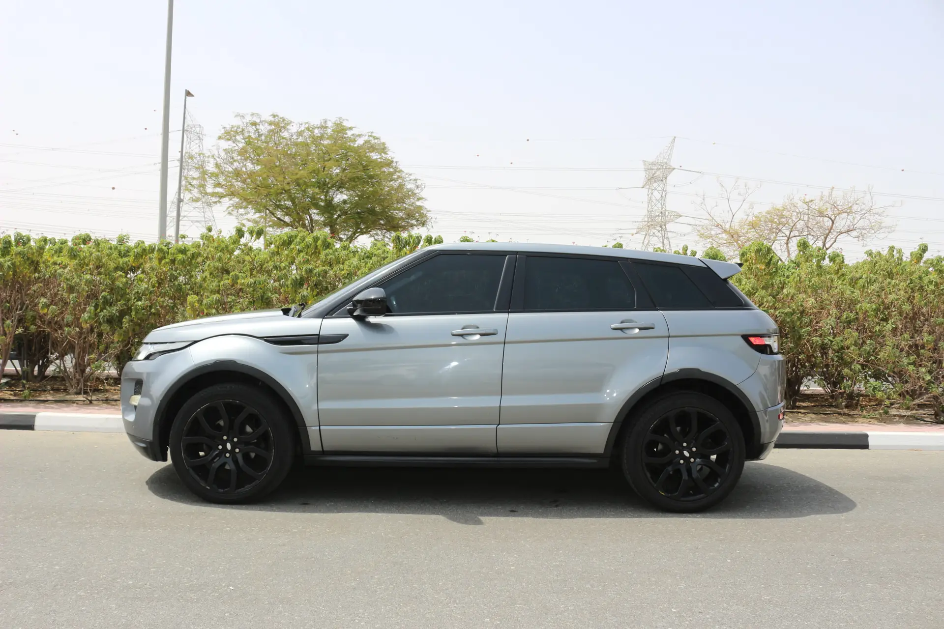 لاند روفر رانج روفر إيفوك 2014 2000L