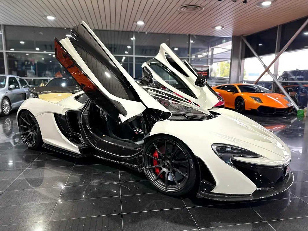 McLaren P1 2014