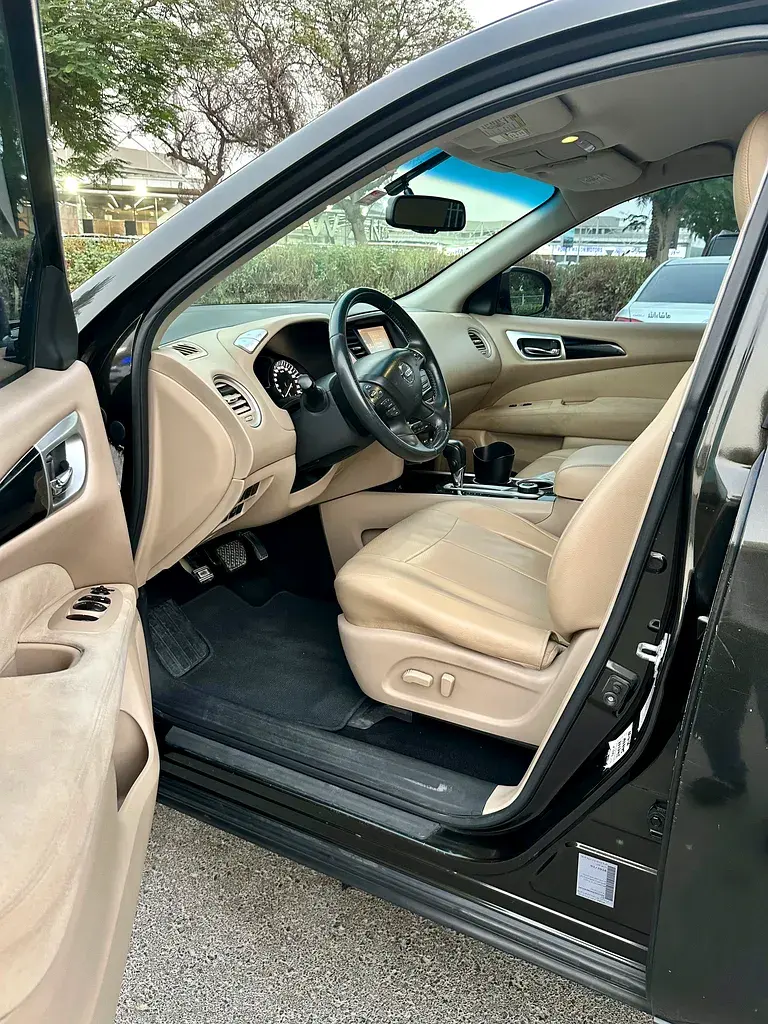 نيسان باثفايندر 2016