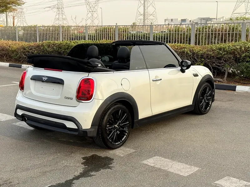 Mini Cooper Cabrio 2024