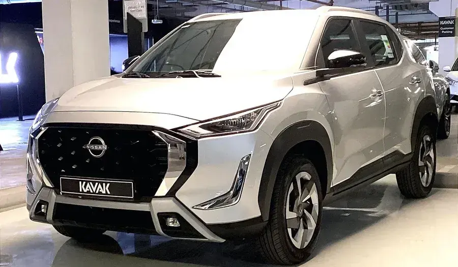 نيسان ماغنيت 2025