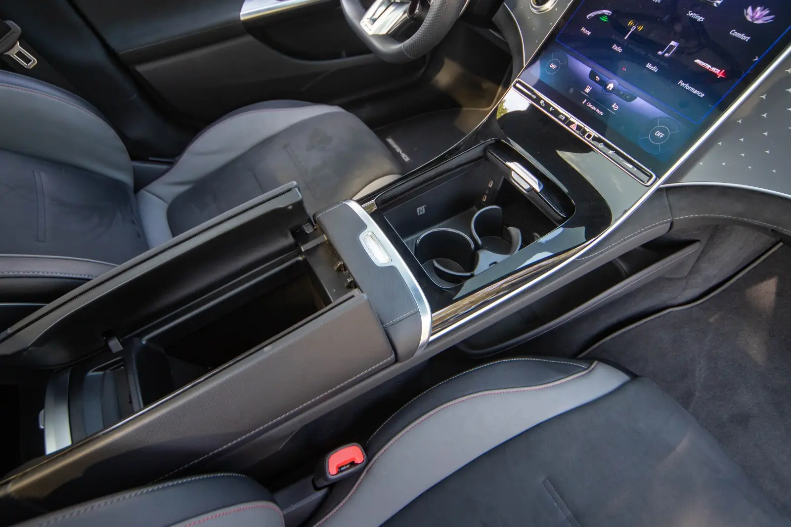 Mercedes Benz EQE Class 2023