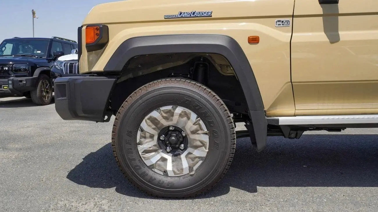 تويوتا لاند كروزر بيك آب 2025 4L