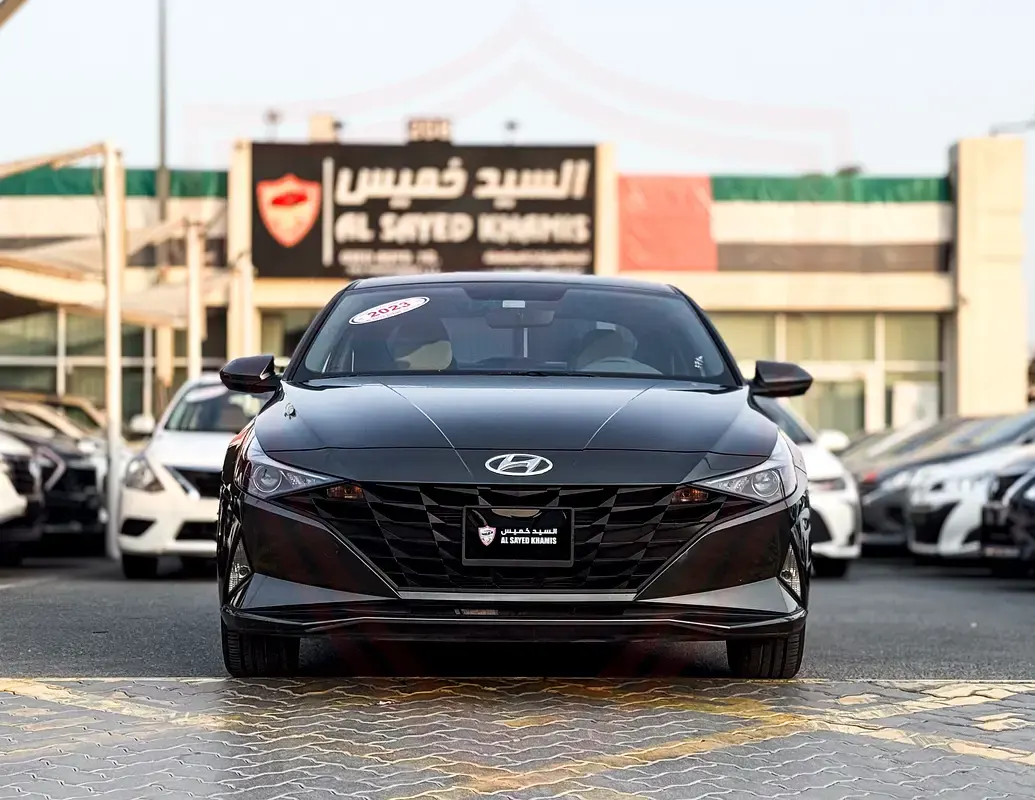 Hyundai Elantra 2023
