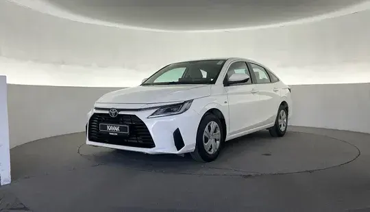 تويوتا يارس سيدان 2023 1.3L