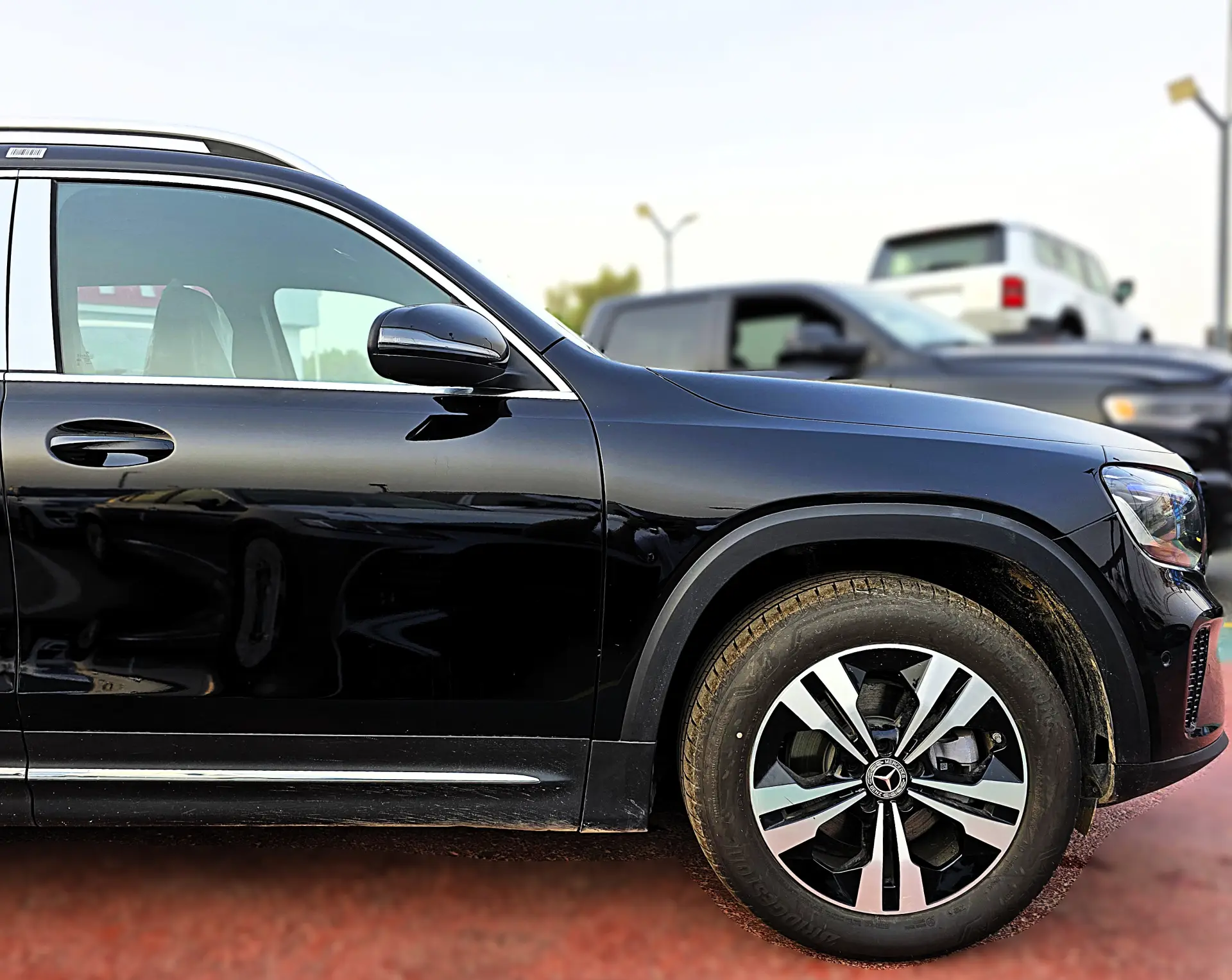 Mercedes Benz GLB Class 2025