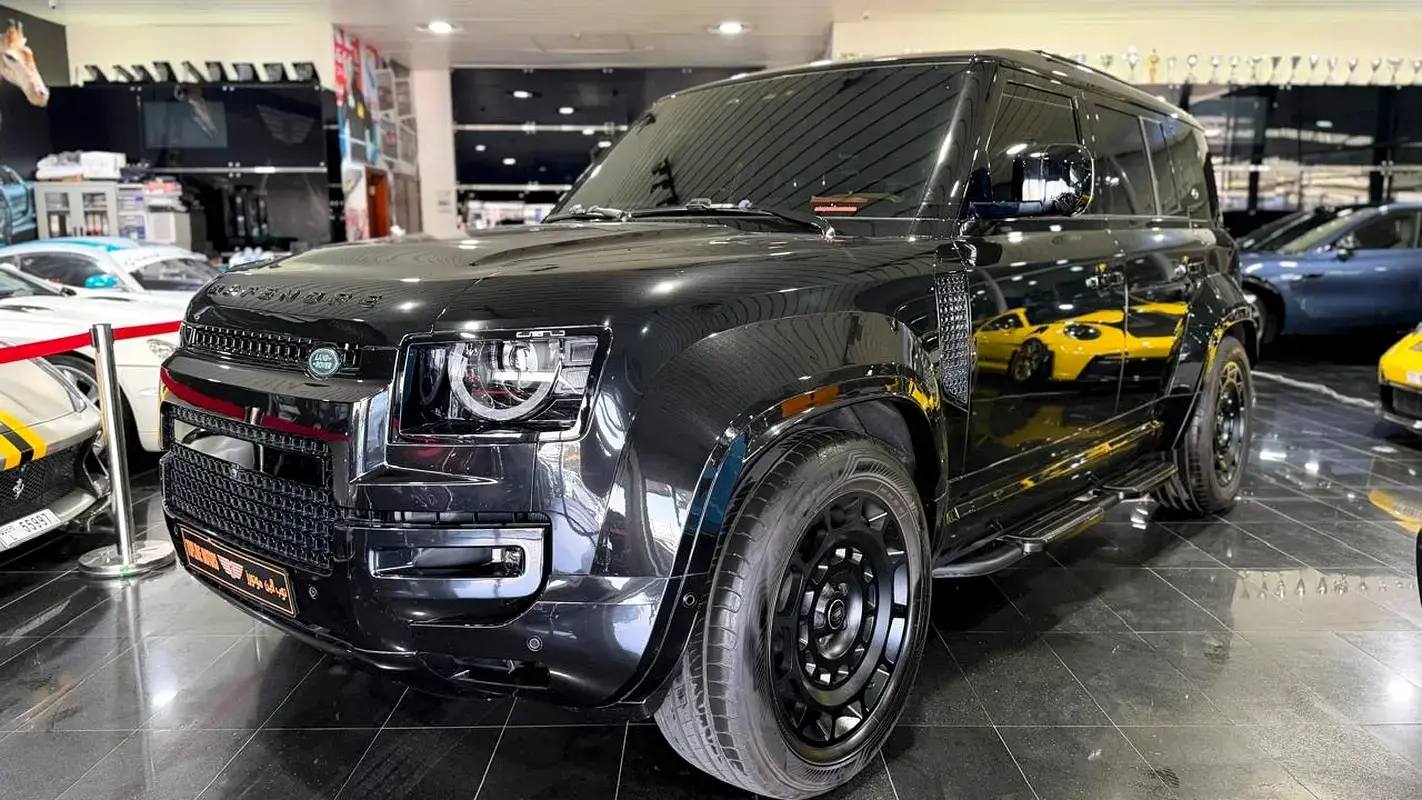 Land Rover Defender 2022