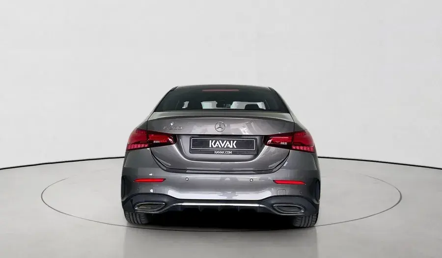 Mercedes Benz A Class 2024 1.3L