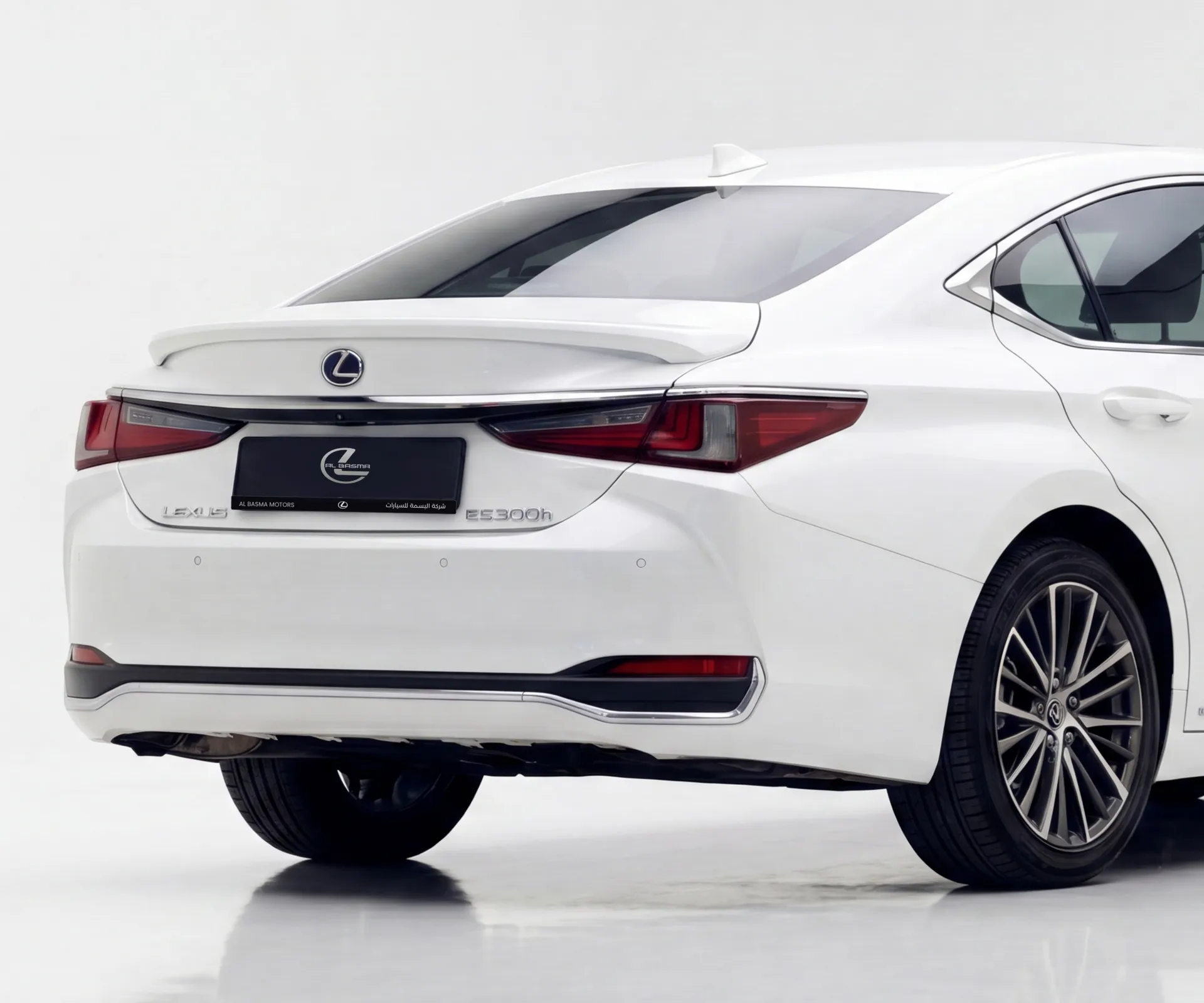 Lexus ES 2025