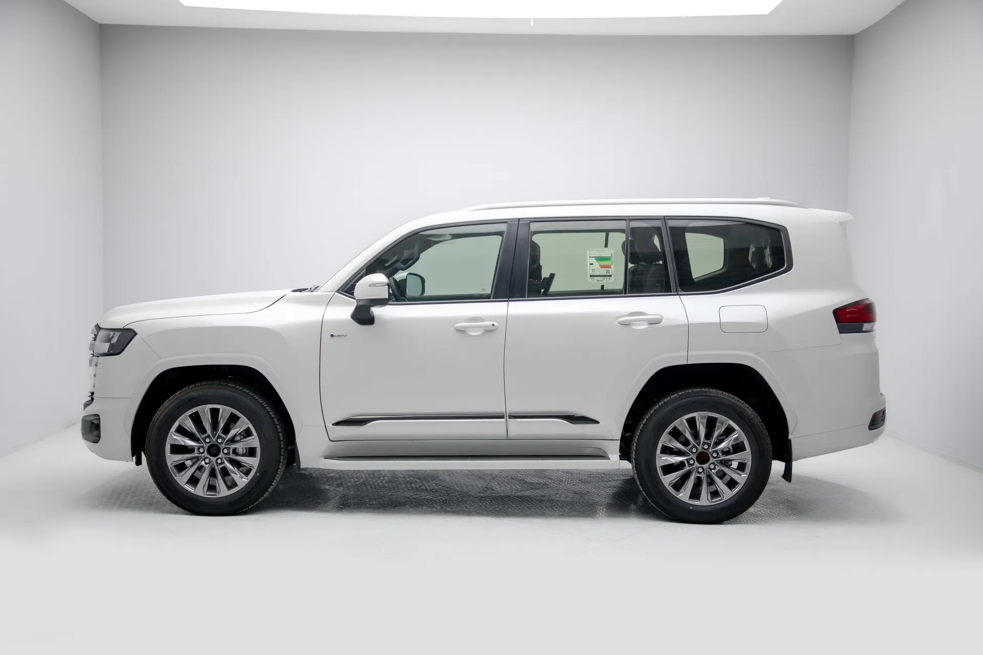 Toyota Land Cruiser Hybrid 2026