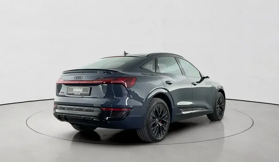 Audi Q8 2024