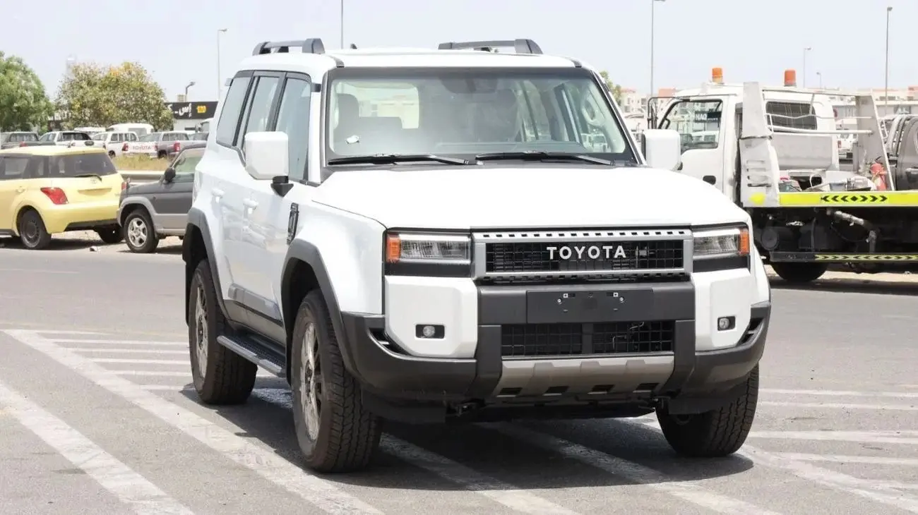 تويوتا برادو 2024 2.4L