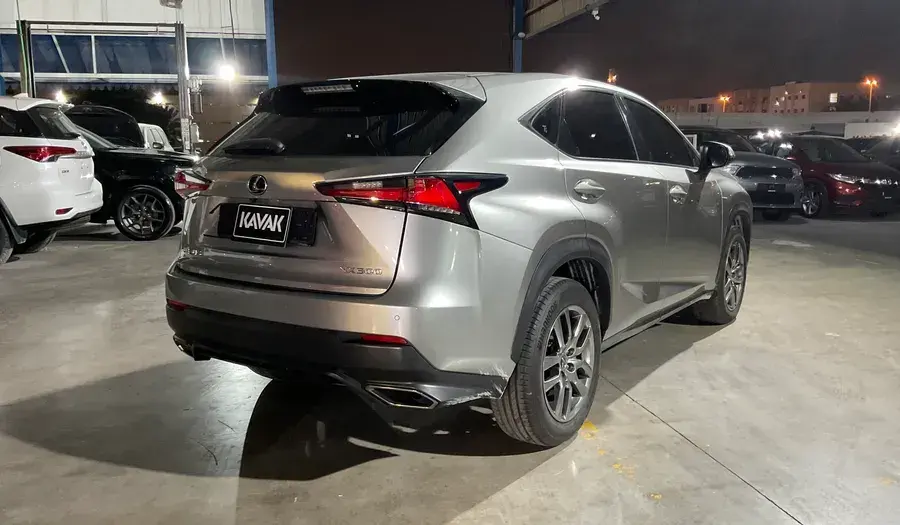 Lexus NX 2021 undefinedL