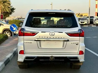 لكزس LX 2021 5.7L