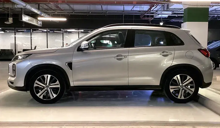 ميتسوبيشي ASX 2024