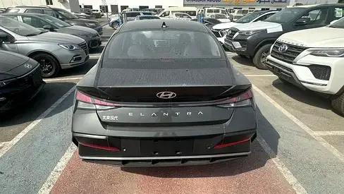 Hyundai Elantra 2025 1.5L