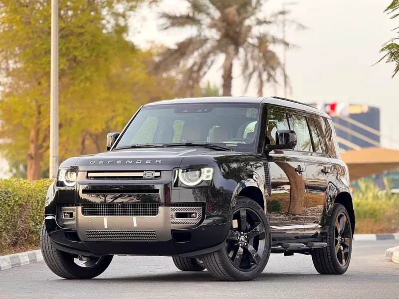 Land Rover Defender 2025