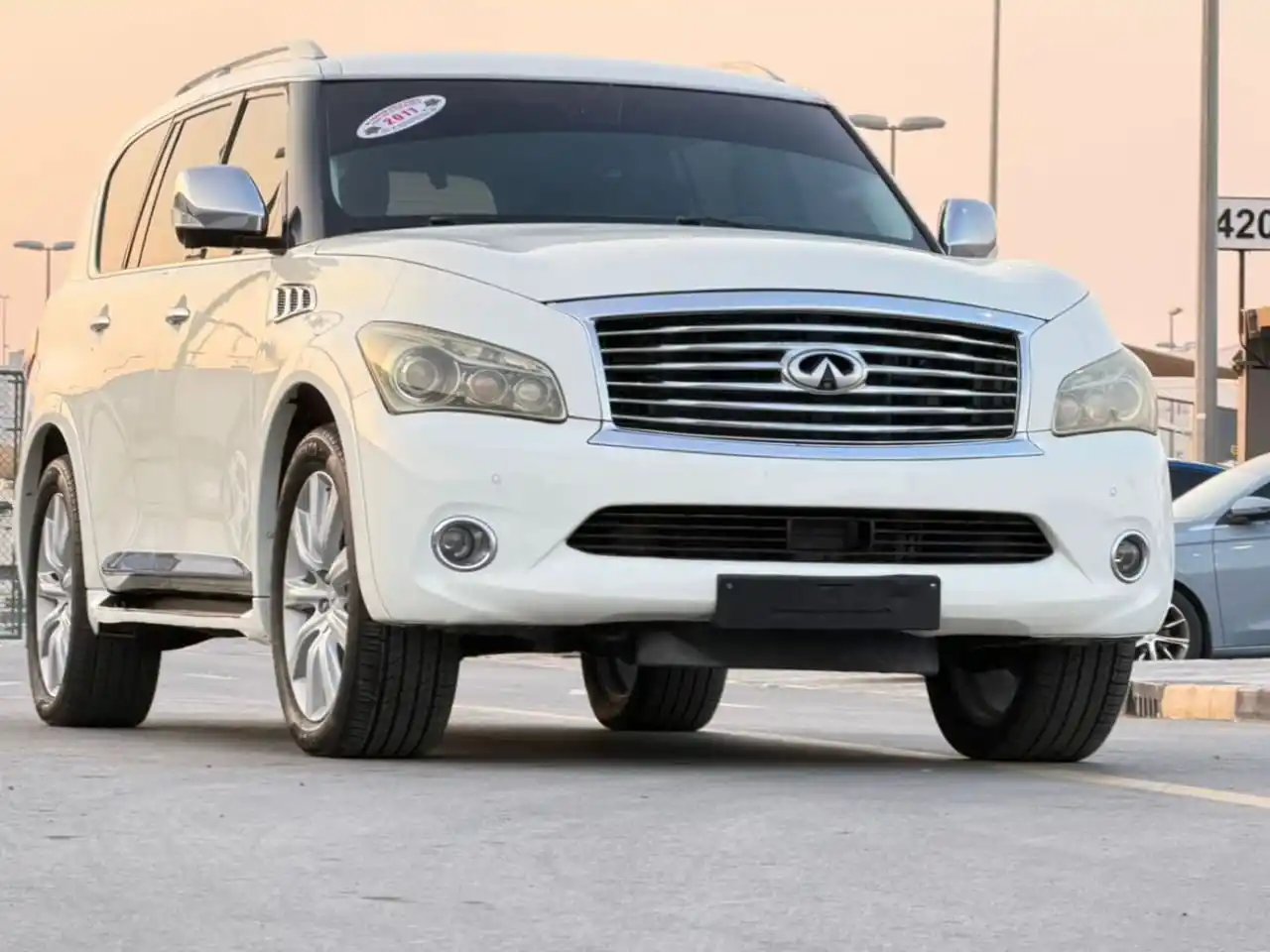 Infiniti QX56 2011 5.6L
