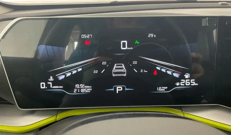 Geely Coolray 2024