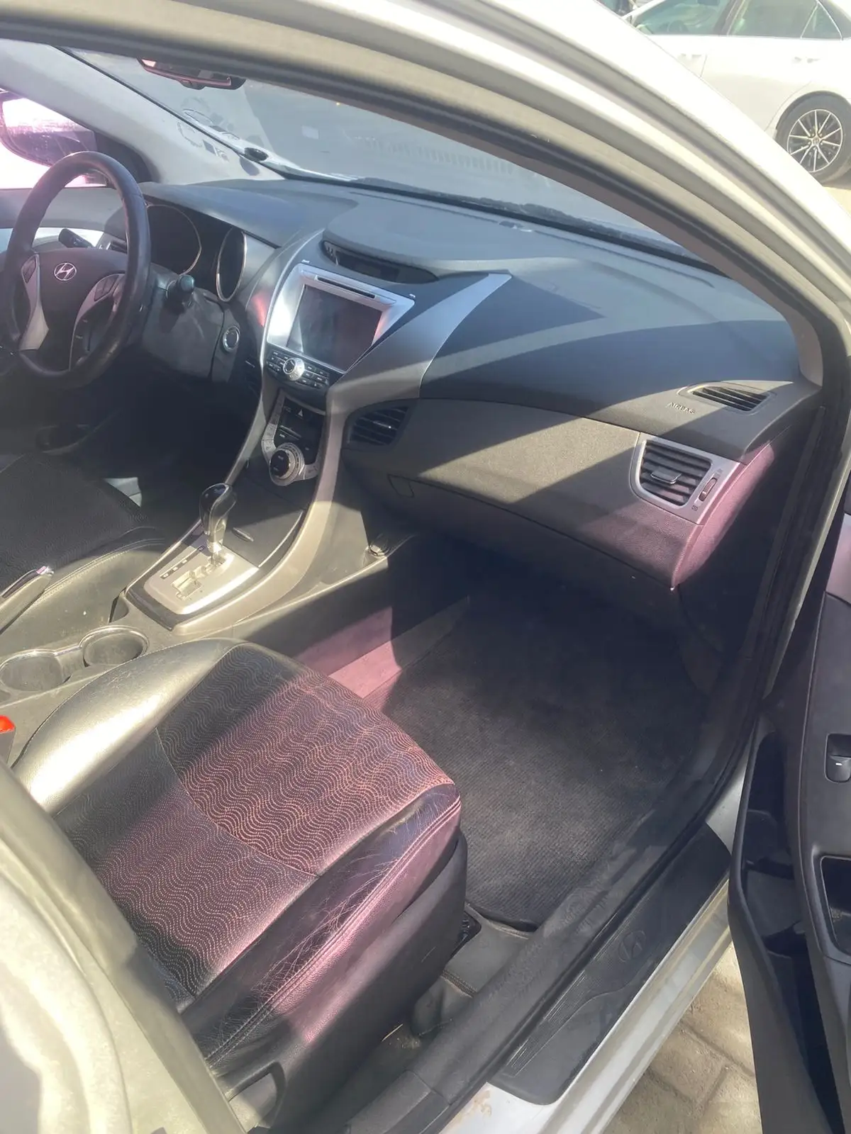 Hyundai Avante 2011 1600L